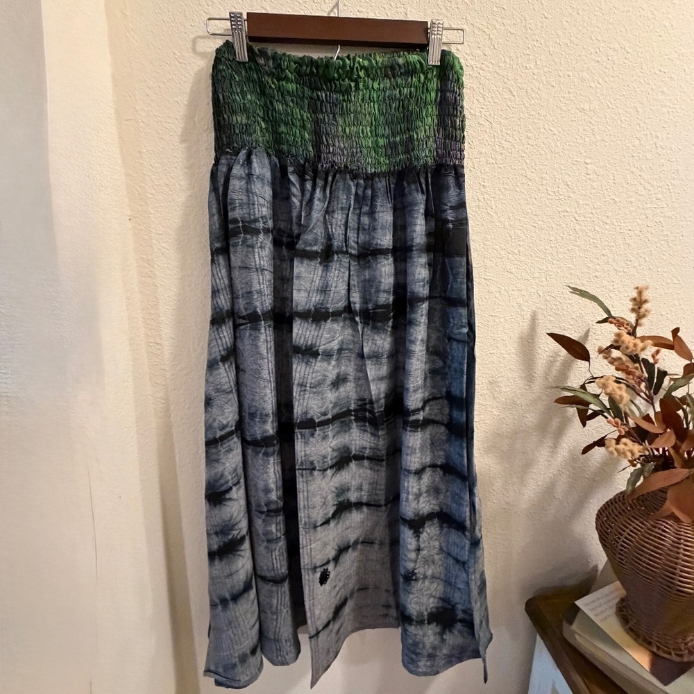 COFUR Denamrk, Vienna 100% Silk Skirt, New, One of a Kind - Picture 2 of 7
